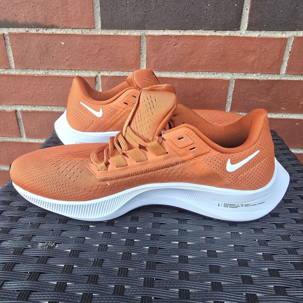 NIKE AIR ZOOM PEGASUS WOMENS SIZE 10 DESERT ORANGE TEXAS CZ1901-801 RUNNING - Picture 5 of 7